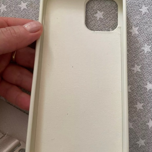 NWOT Crossbody Necklace Strap Silicone Phone Case - Picture 7 of 7